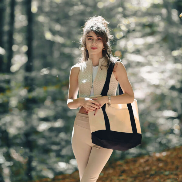 Iconic Shopping Bag Thumbnail